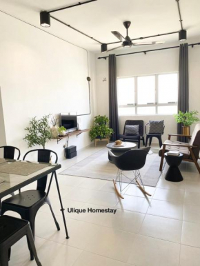 Ulique Homestay Batu Buruk